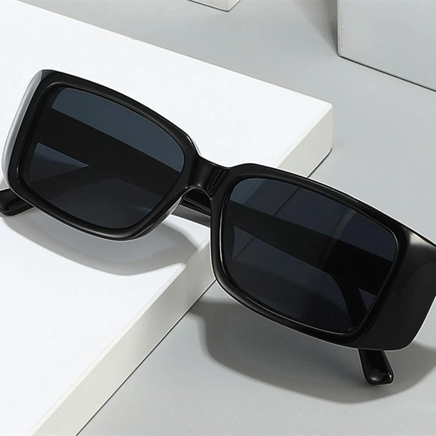 Elegant Sunglasses for Women Fashion Punk Rectangle Uv400