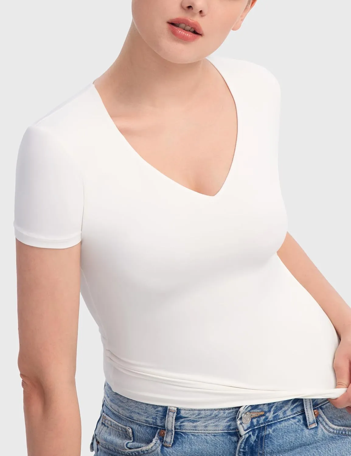PUMIEY Women's V Neck Short Sleeve T Shirts Slim Fit Going Out Tops Sexy Basic Tee Sharp Collection