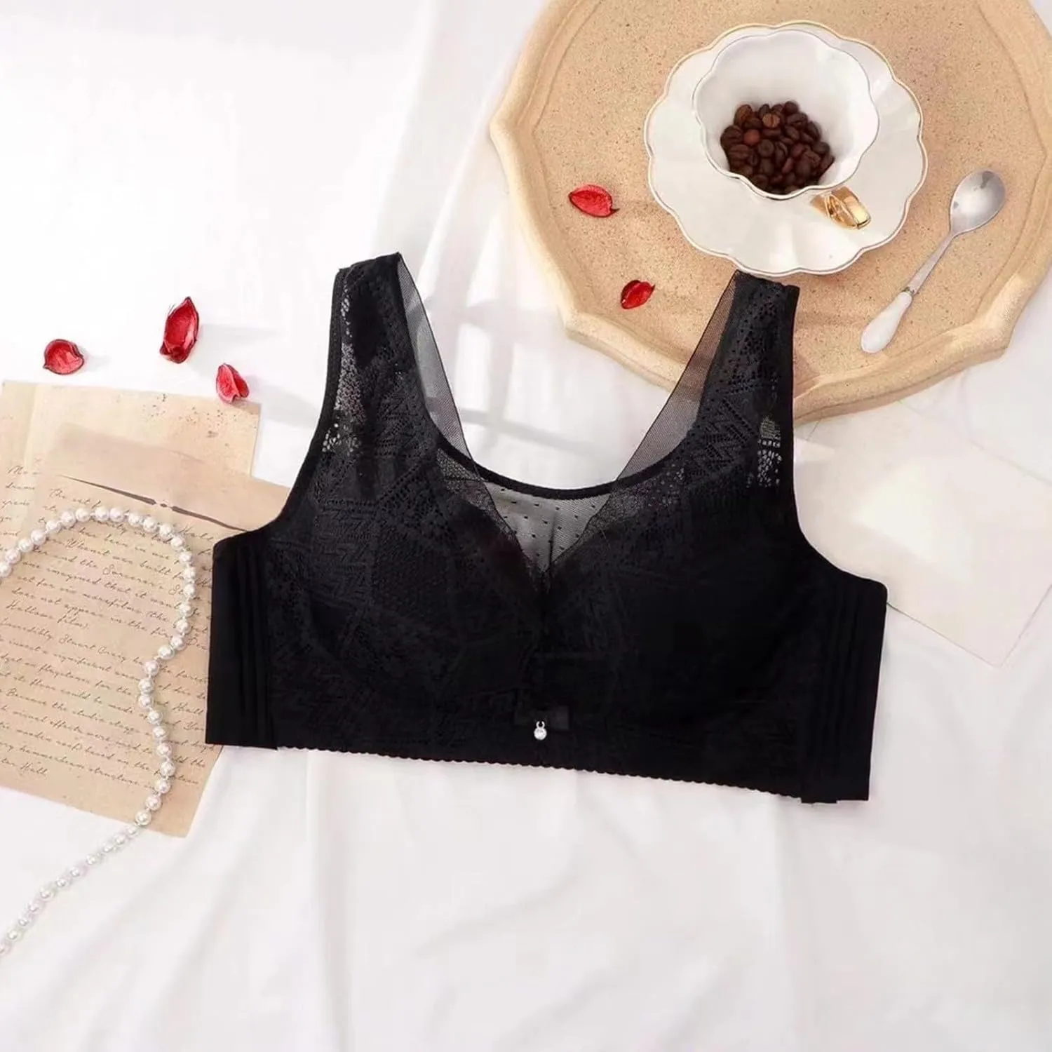 Women's Fashionable Casual Light Sexy Adjustable Lace Cup Less Rim Less Vest Style Thin Cup Bra Women Bra Set and